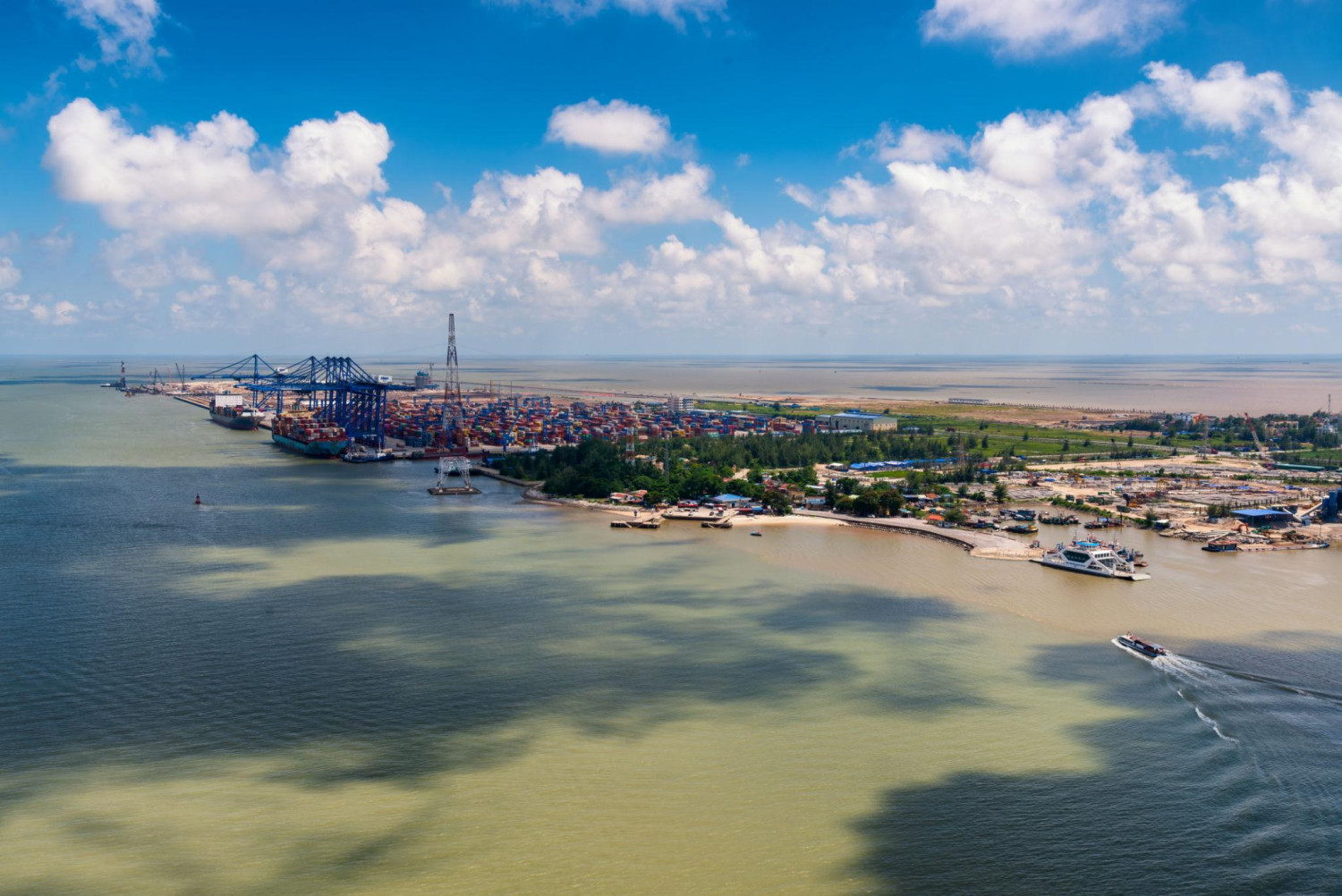 Chành xe TP.HCM đi Hải Phòng – Vận chuyển hàng nhanh, an toàn